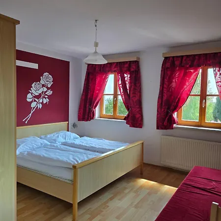 Reitpark Gstoettner فندق Schönau im Mühlkreis